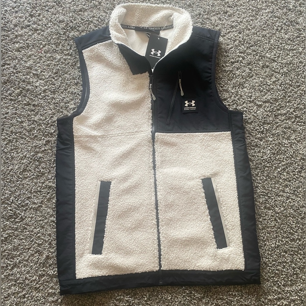 Under Armour Mission vest
